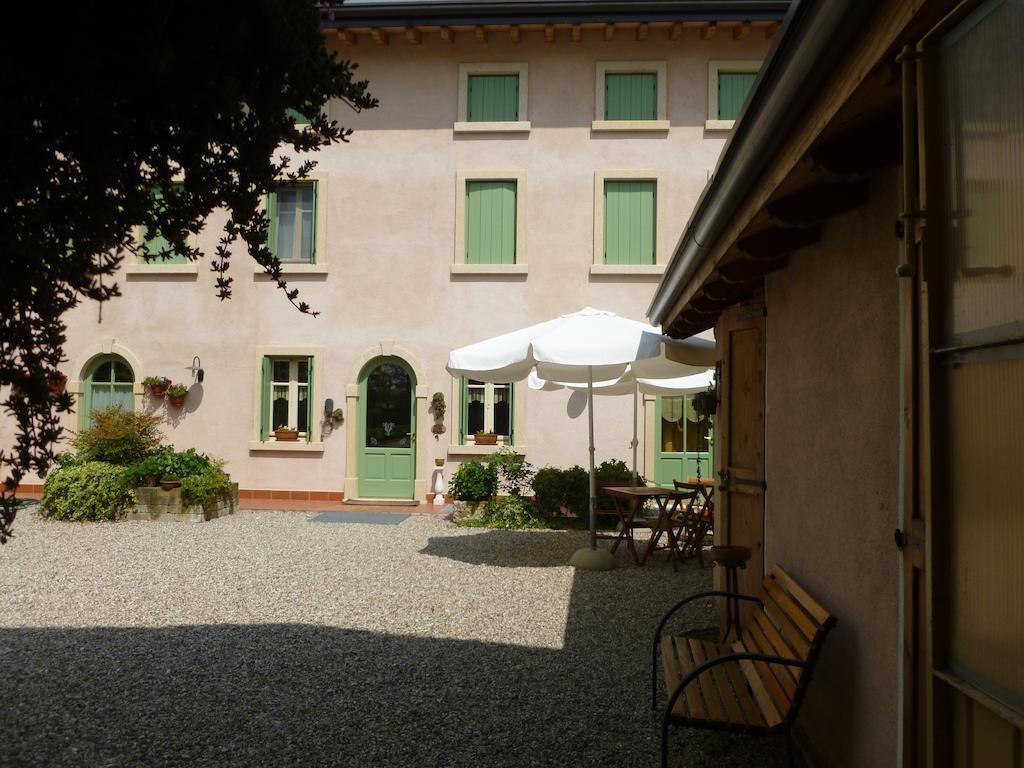 Le Camere Di Virgilio Monzambano Luaran gambar
