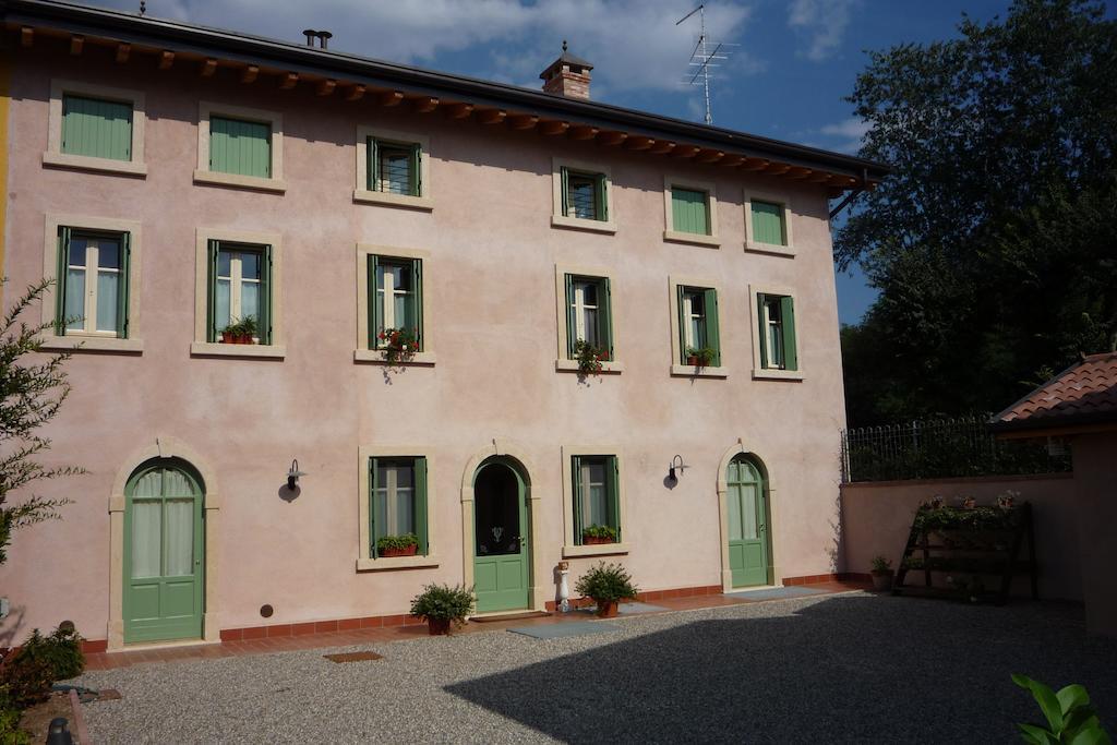 Le Camere Di Virgilio Monzambano Luaran gambar